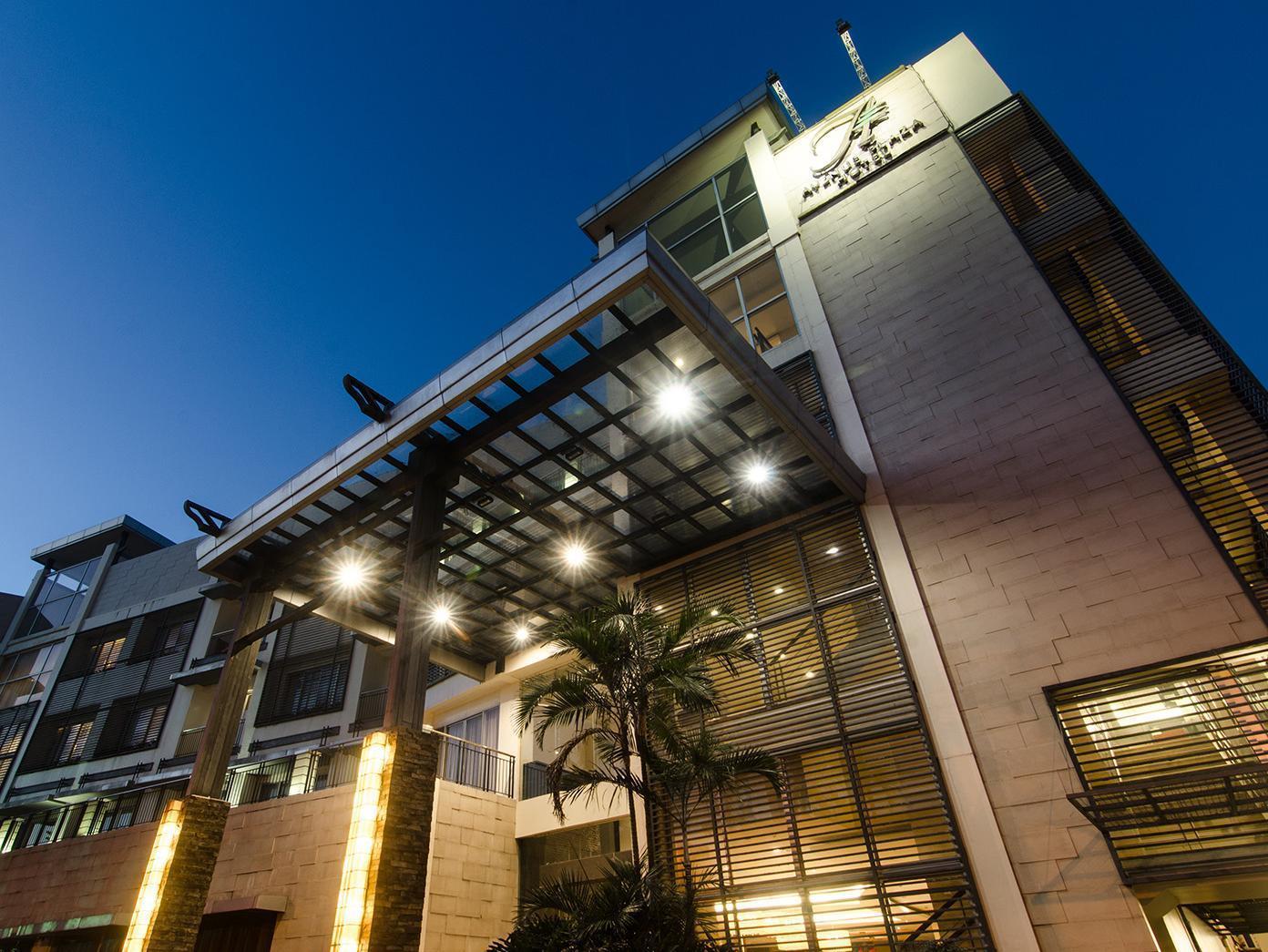 The Avenue Plaza Hotel Нага Экстерьер фото