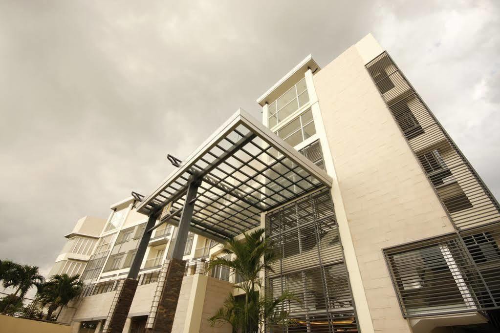 The Avenue Plaza Hotel Нага Экстерьер фото