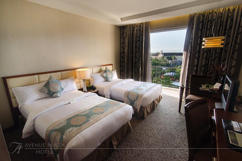 The Avenue Plaza Hotel Нага Экстерьер фото